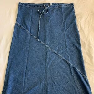 Long denim skirt with tie